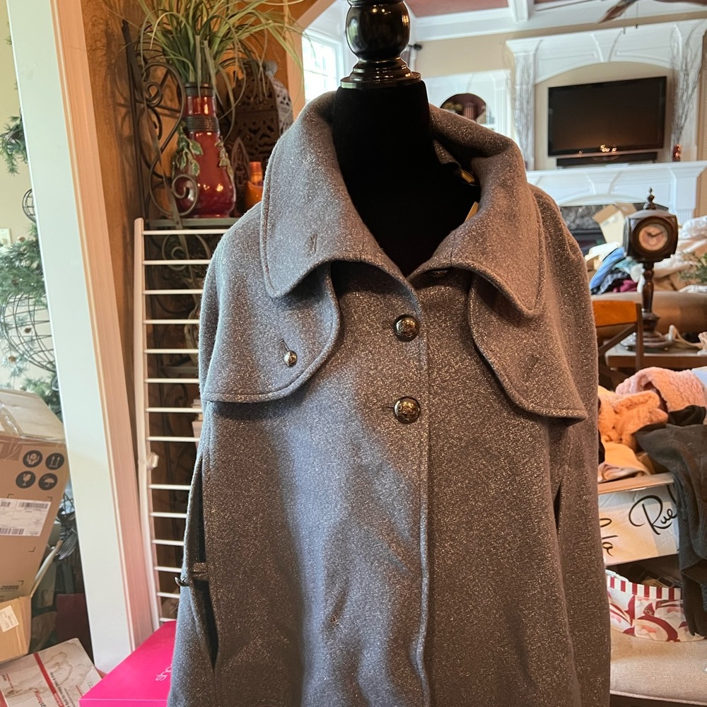 Burberry Gray/Blue Cape with Wide Collar
